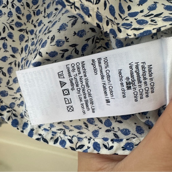 J Crew Liberty button down ruffle collar blouse blue and white floral size 4 - Picture 4 of 8
